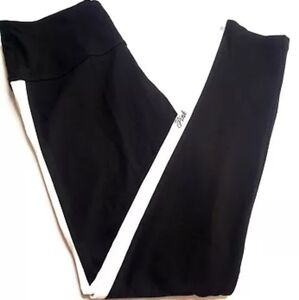 Victoria's Secret PINK Black/White Stripe Leggings, Logo - NWT